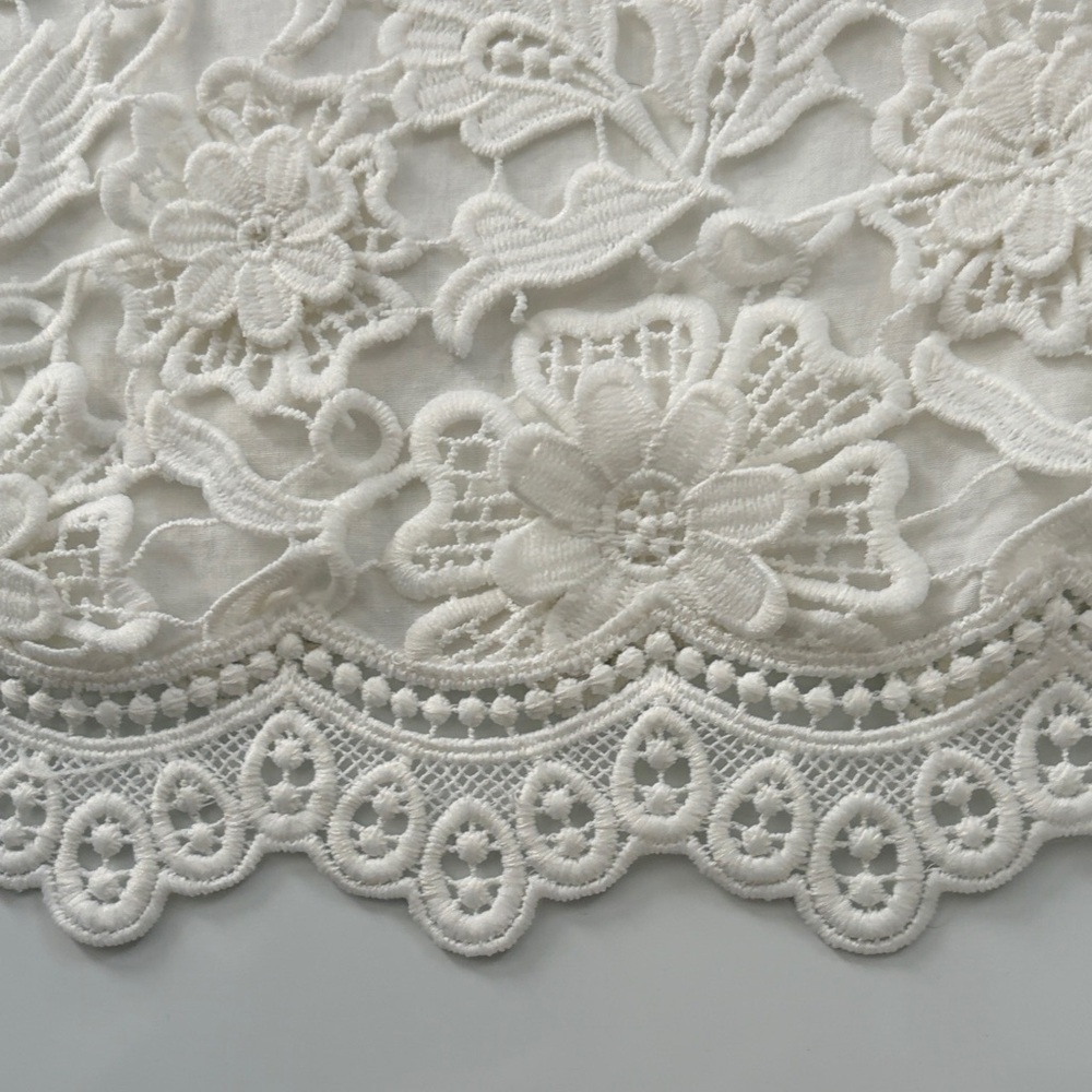 J. McLaughlin White Floral Lace Blouse - Picture 5 of 10